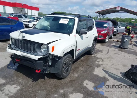 2017 Jeep Renegade Trailhawk 4X4 from USA, damaged, VIN ZACCJBCB8HPF33898